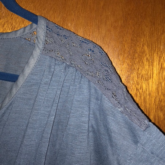 Blue American Rag top - Picture 2 of 3